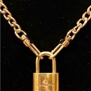 16 inch gold chain with lobster clasps both ends